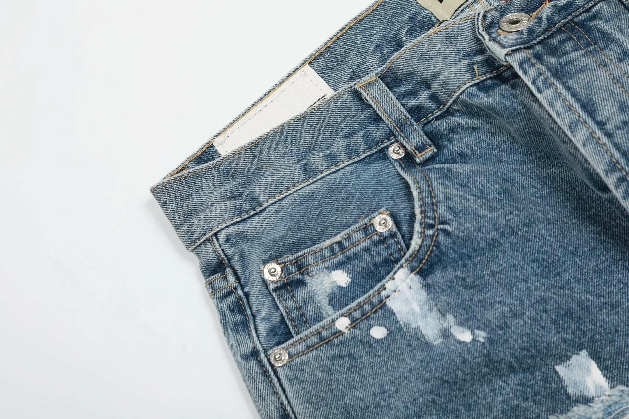 #8149 P250💰 Independent GALLERY DEPT. Vintage hole patch splicing black leather cross loose washed flared jeans - truly restore the ultimate vintage texture - original hardware accessories washed and other elevators, QR code analysis are all purchased from the original factory, high degree of restoration, you are welcome to compare with a certain product ~ - three-dimensional version loose and comfortable, not picky about the figure, tall and slim, factory Seiko, original factory quality control, same style for men and women, can be matched with couples, versatile recommendation Essential jeans for all seasons - sizes: 28 30 32 34 36